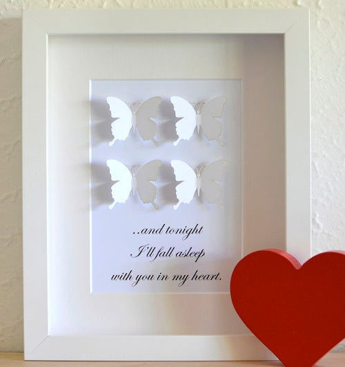 Paper Butterfly Kiss - 20x25cm